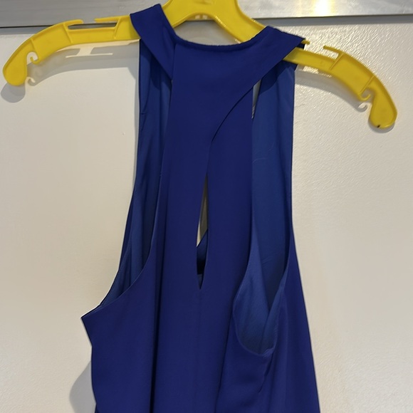 Banana Republic crêpe material top. Blue size small. - Picture 7 of 10